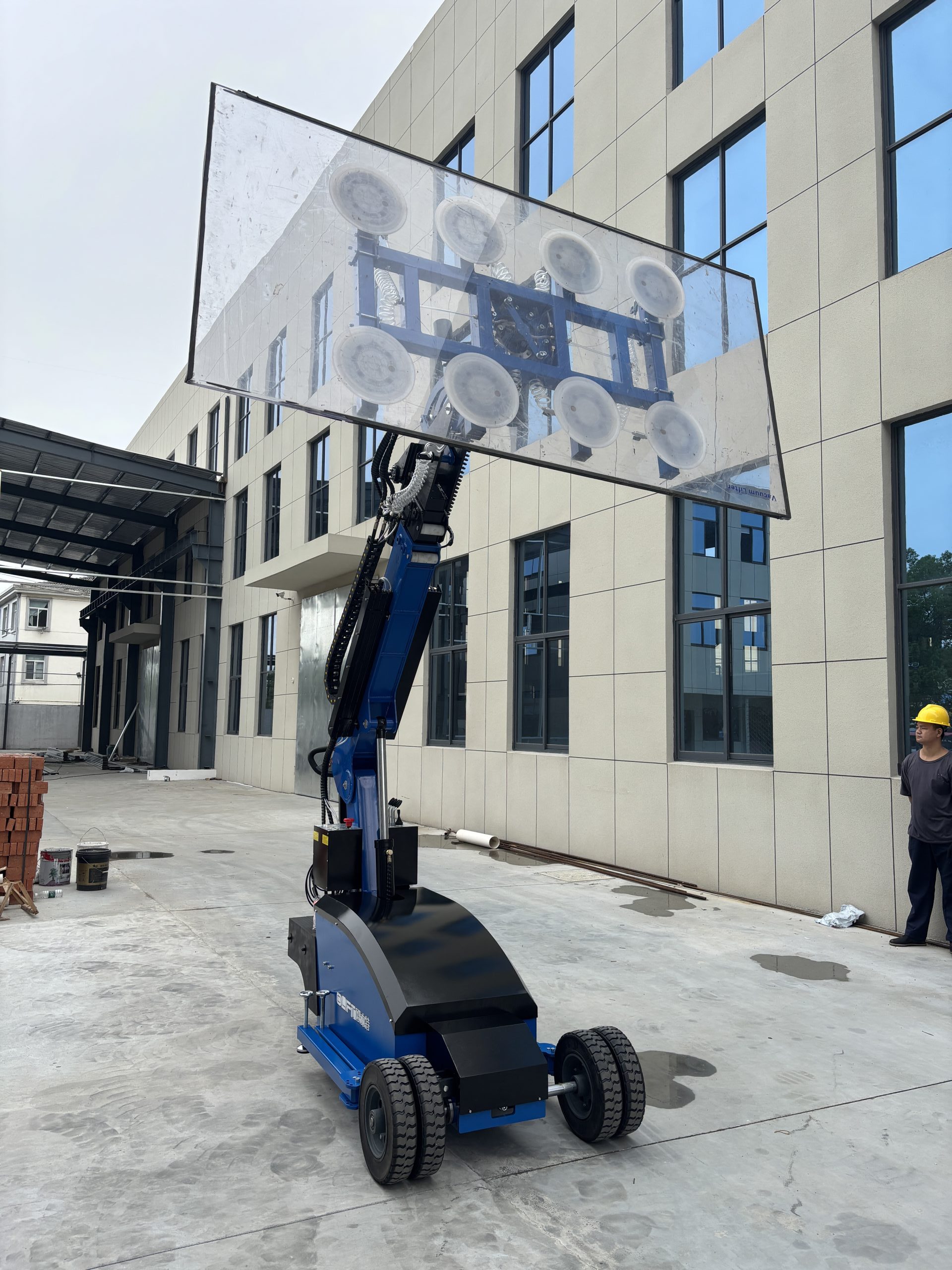 Recent OLIFT GL800 vacuum lifter delivery